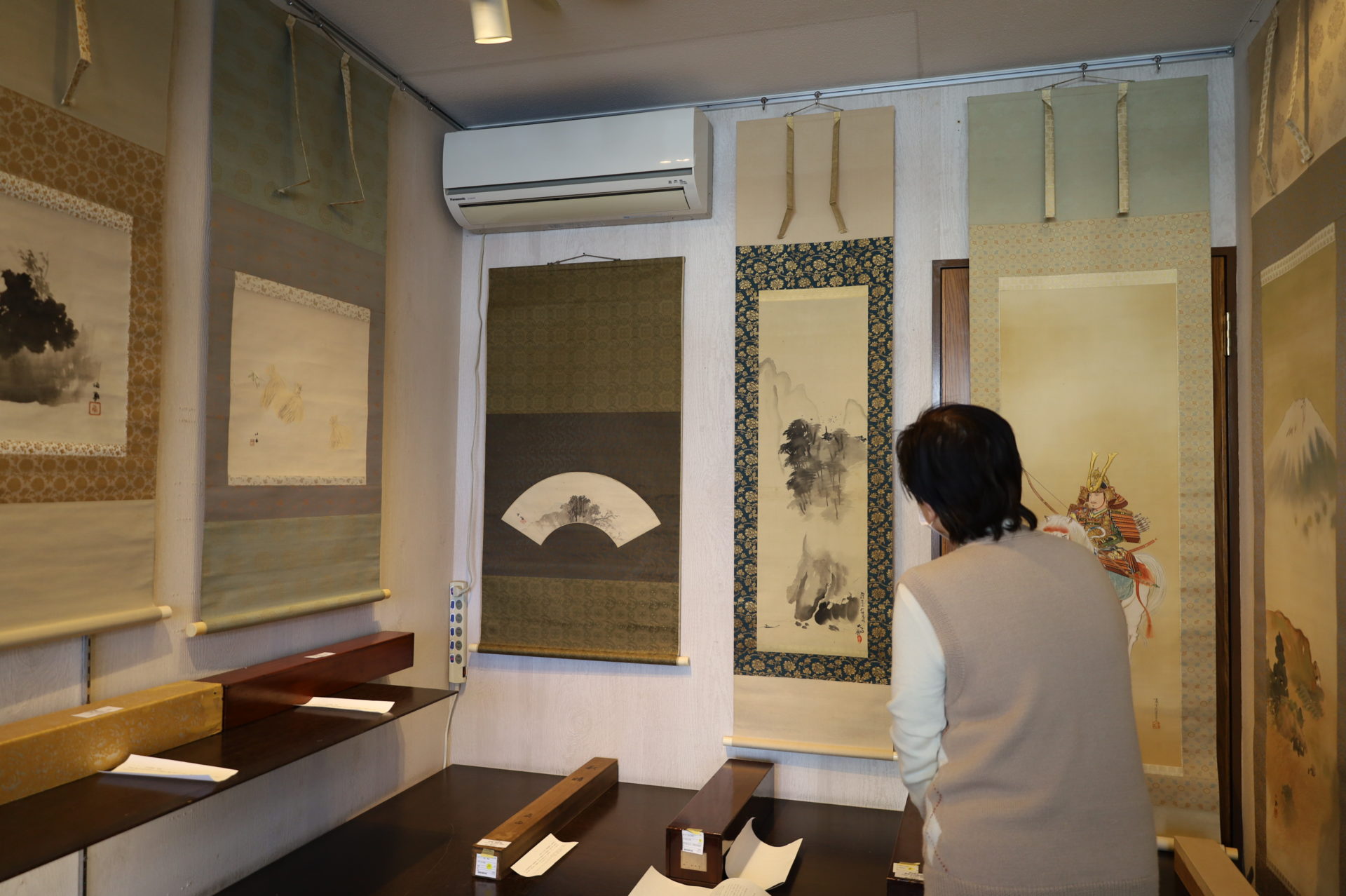 平の小野美術で近代・現代日本画秀作展を開催中